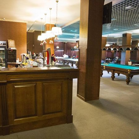 Navit Luxury Apartments With Breakfast Near The Railway Station, The City Center And The Park 키예프 외부 사진