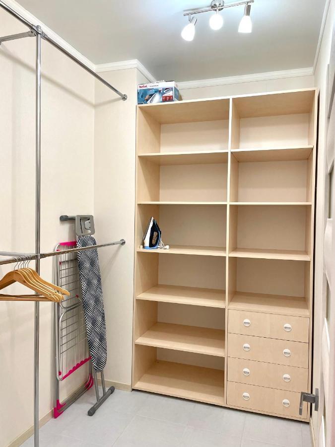 Navit Luxury Apartments With Breakfast Near The Railway Station, The City Center And The Park 키예프 외부 사진